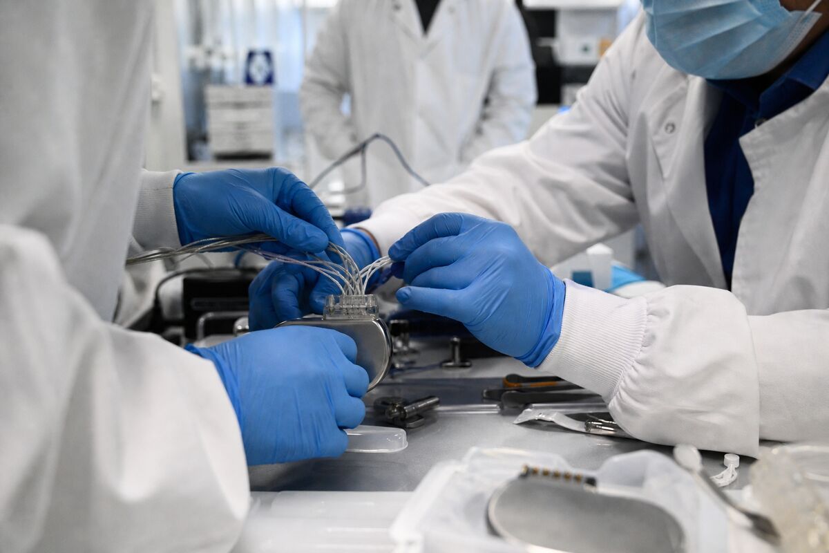 Medtronic's $650 Million Acquisition of SPR: A Strategic Move in Pain Management